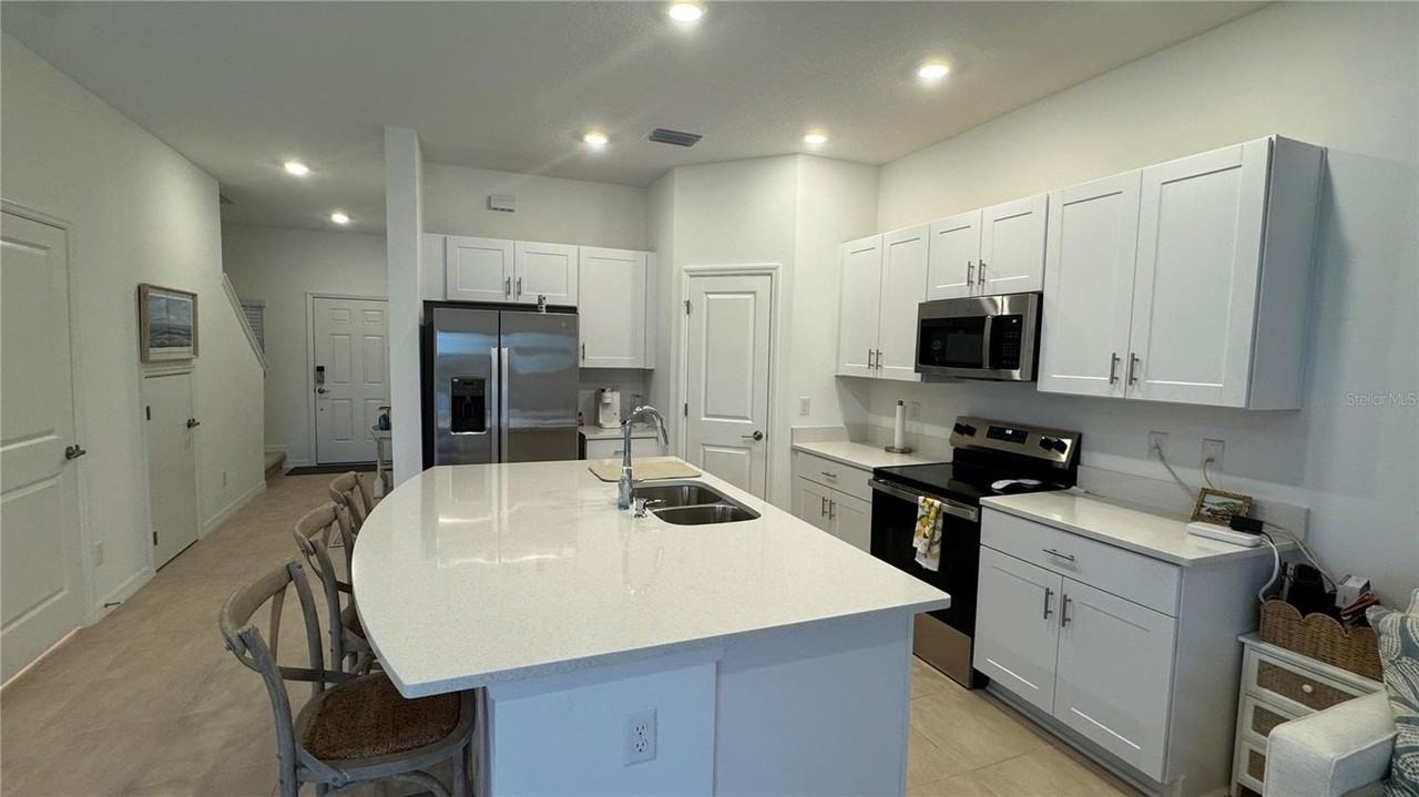 16620 Bergamo Pl - Photo 6 of 39