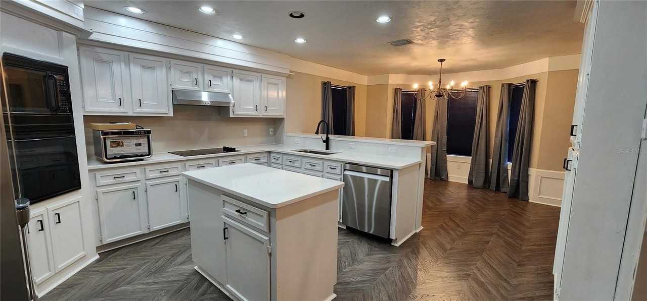 25335 Sw 17th Ave - Photo 5 of 22