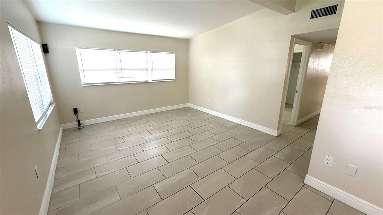 1425 Hester Dr - Photo 2 of 21
