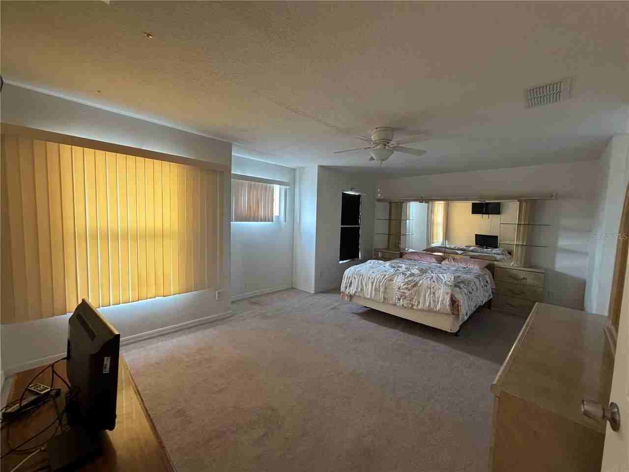 456 Waterford Way - Photo 3 of 16