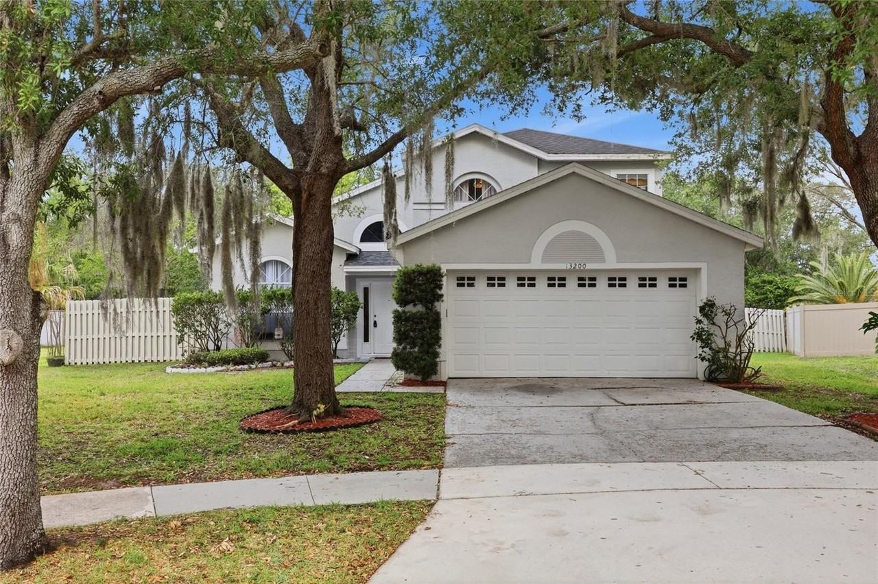 13200 Mallard Cove Blvd - Photo 2 of 50