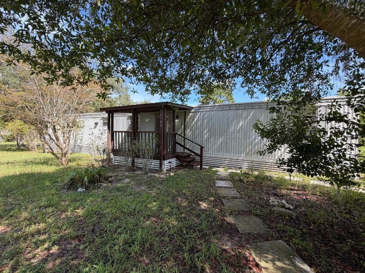 10580 Sw 105th Ave - Photo 2 of 34