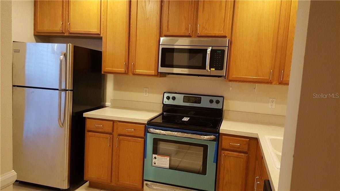9354 Flowering Cottonwood Rd - Photo 2 of 30