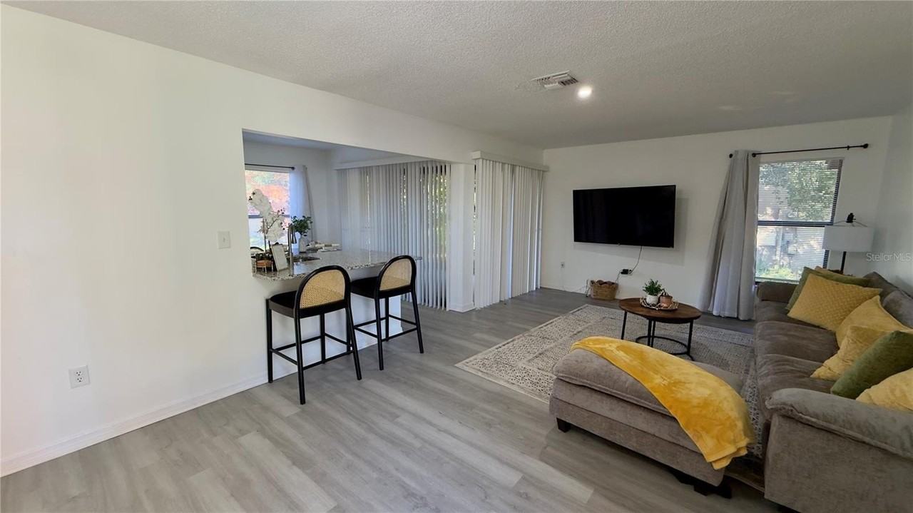 451 Cart Ct - Photo 3 of 20