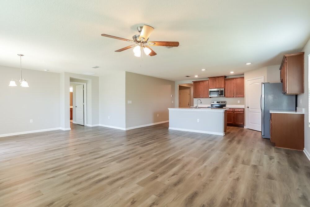 2096 Pebble Point Dr - Photo 6 of 19