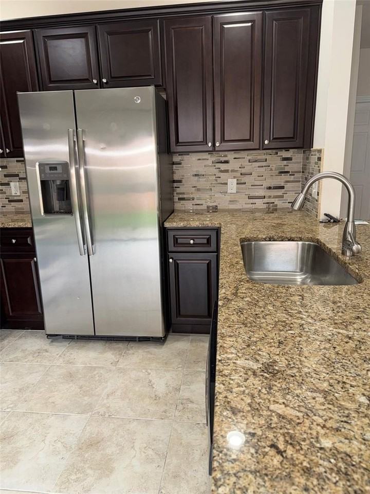 1737 Sommarie Way - Photo 3 of 23