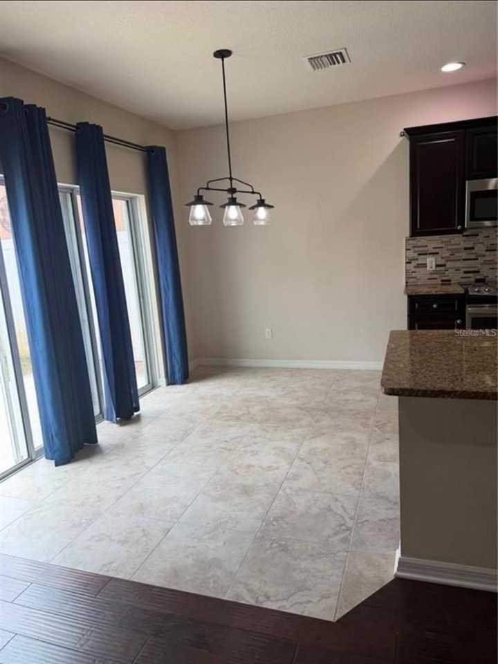 1737 Sommarie Way - Photo 5 of 23