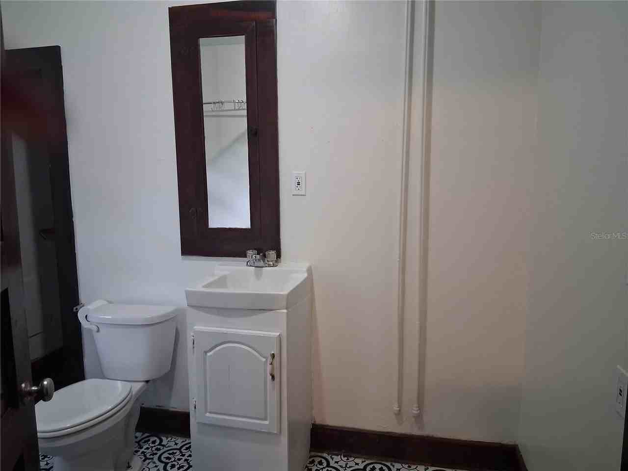 472 Clearwater Largo Rd N - Photo 6 of 11