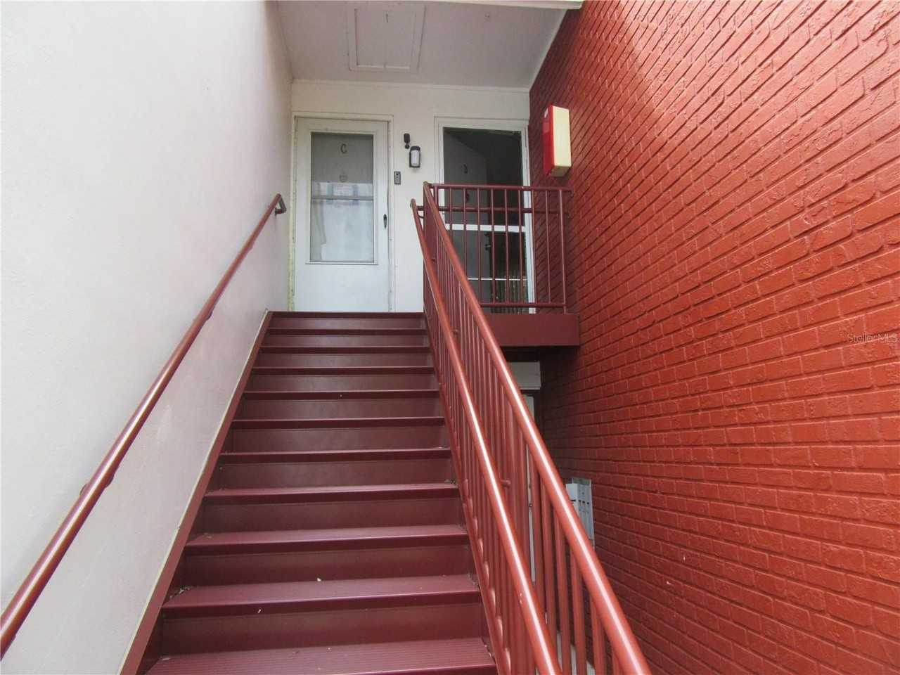 1310 83rd Ave N #D - Photo 4 of 30