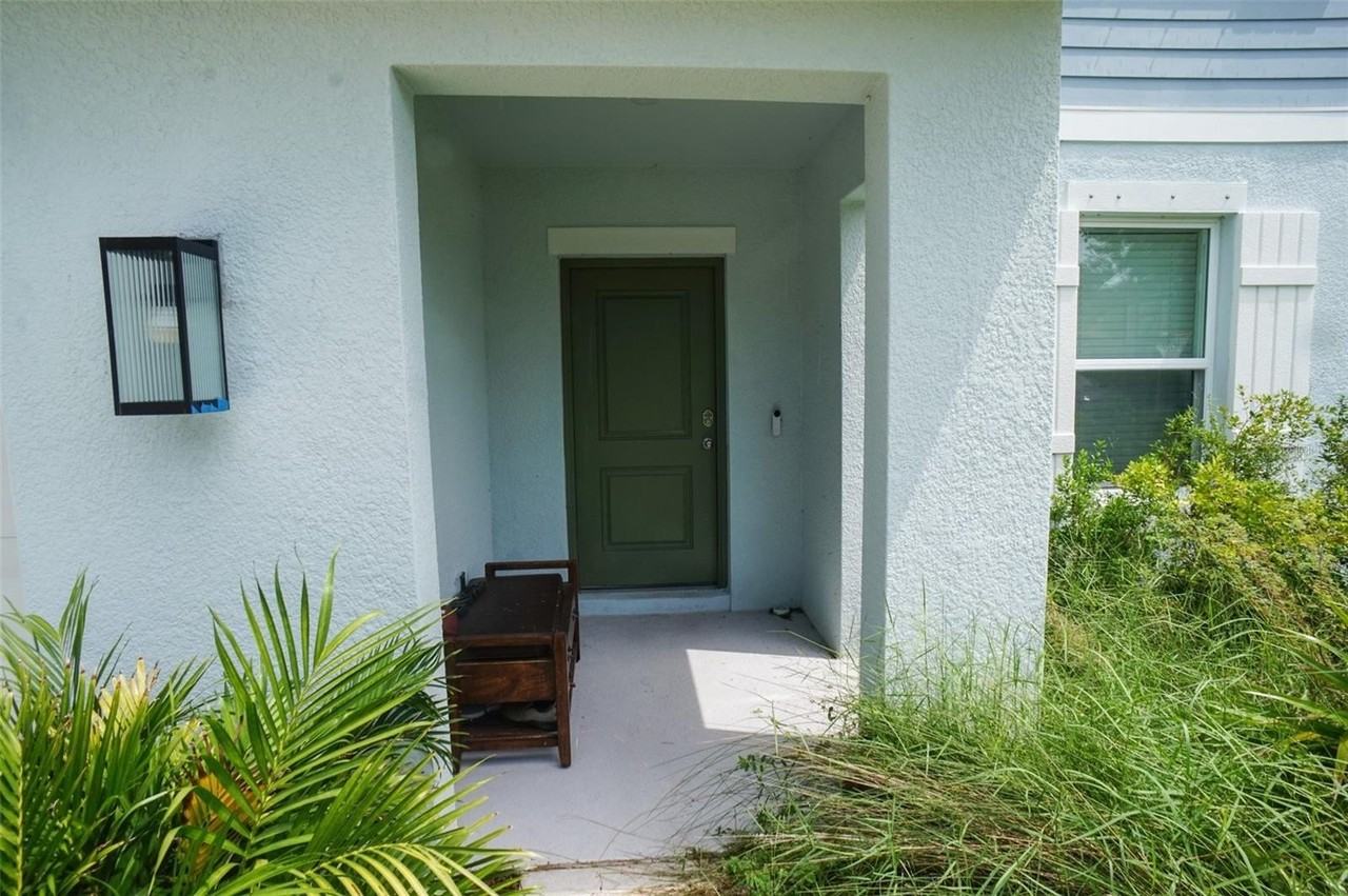 705 Pennsylvania Ave - Photo 4 of 21