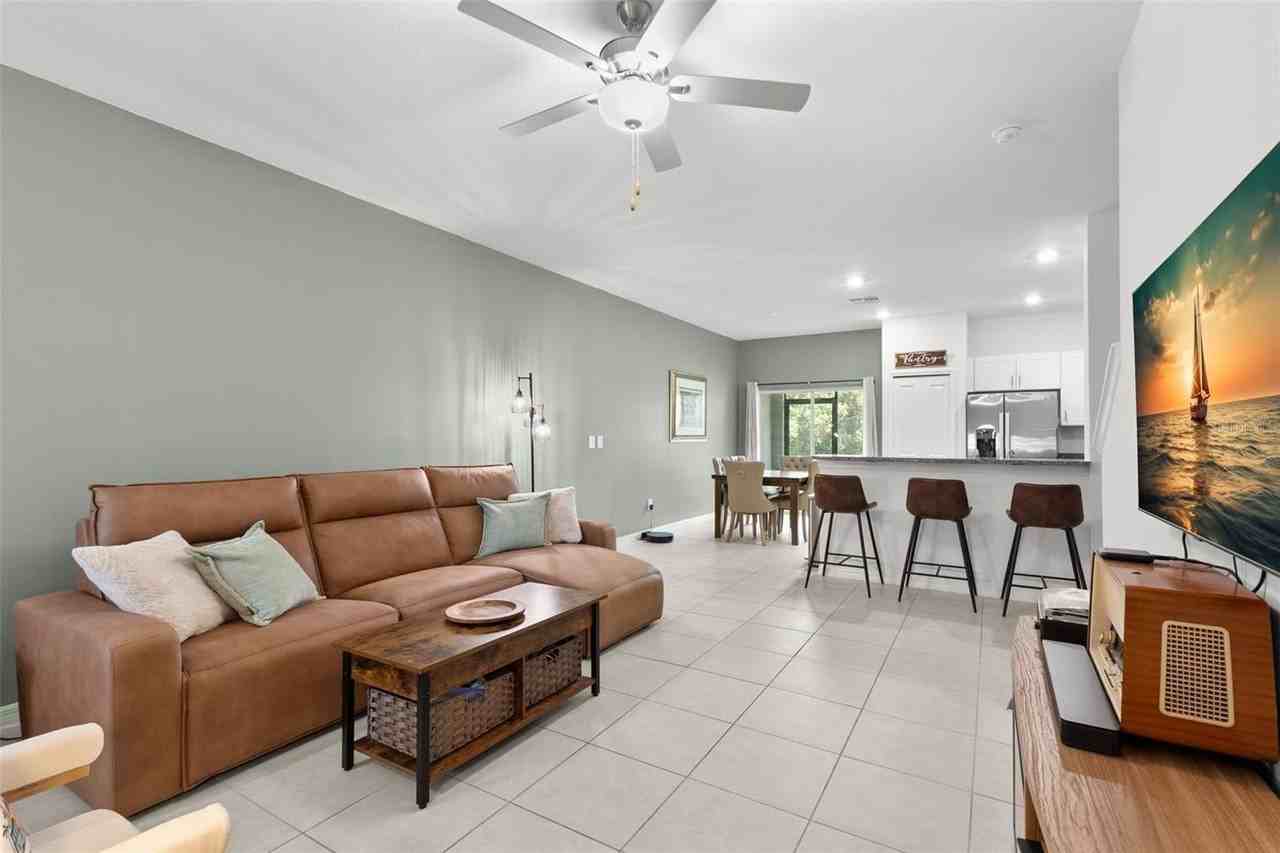 10324 Trumpet Honeysuckle Way - Photo 6 of 37