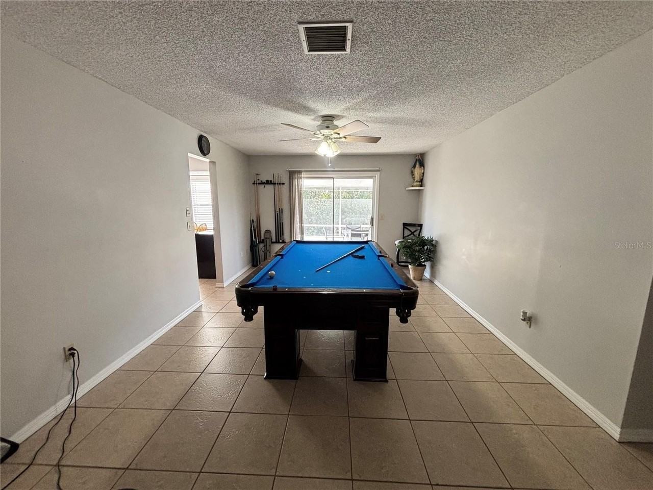 2139 E Old Mill Dr - Photo 5 of 17
