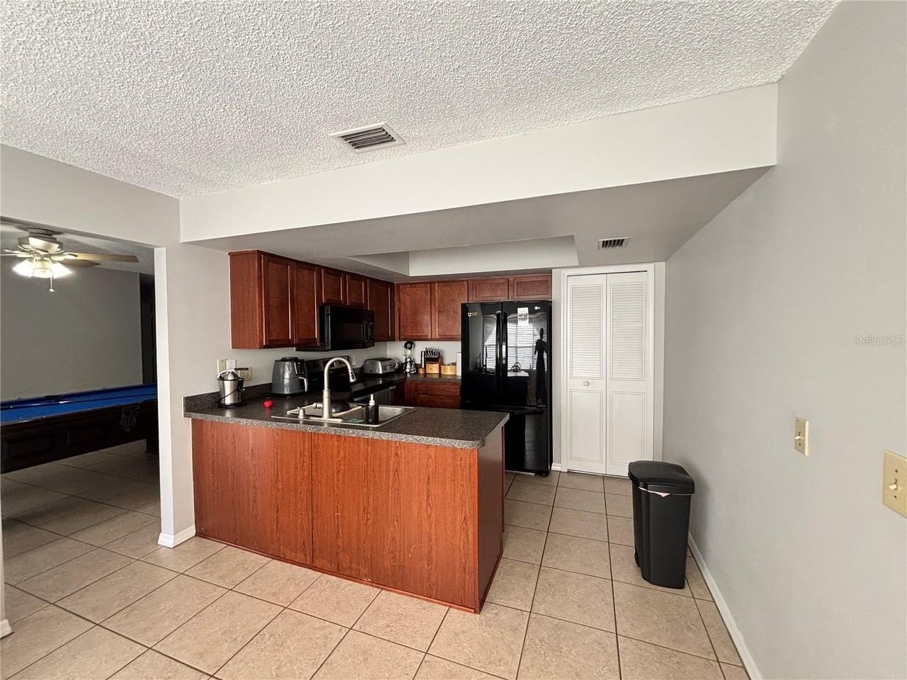 2139 E Old Mill Dr - Photo 6 of 17
