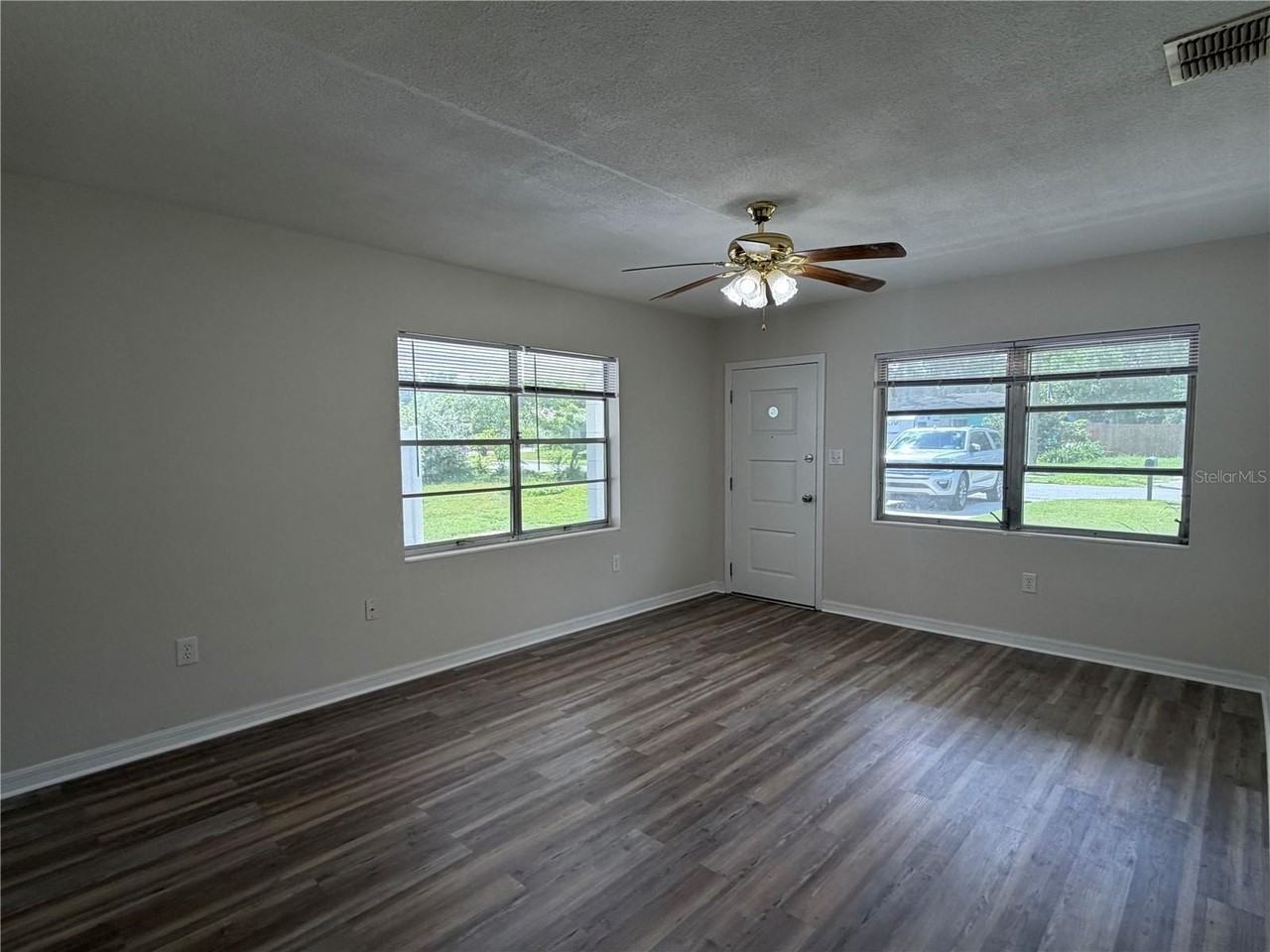 6103 Tennessee Ave - Photo 5 of 21