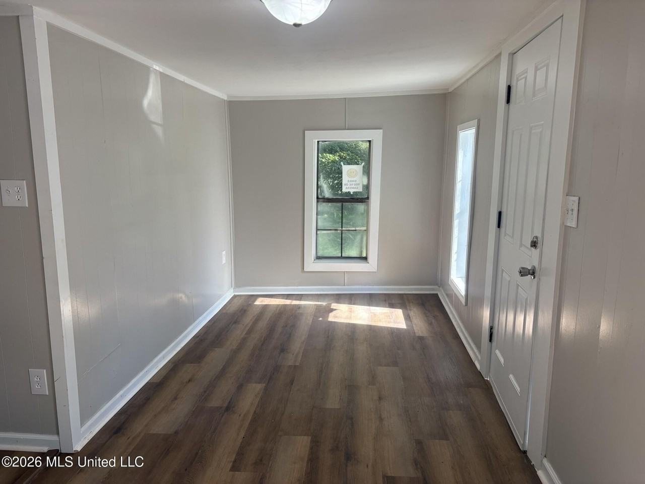 4607 Briggs St - Photo 5 of 13