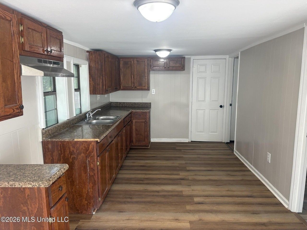4607 Briggs St - Photo 7 of 13