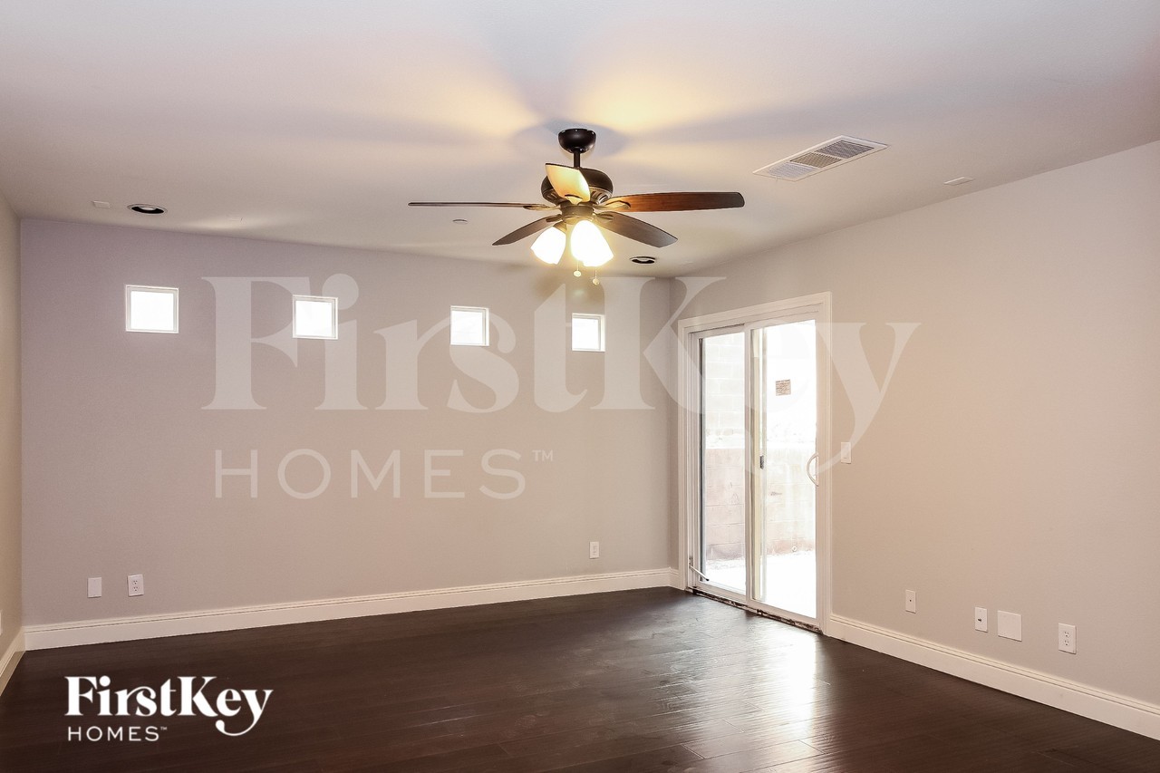 10548 Gibbous Moon Dr - Photo 2 of 15