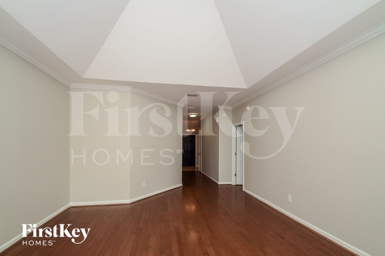 1017 Little Sorrel Dr - Photo 3 of 15