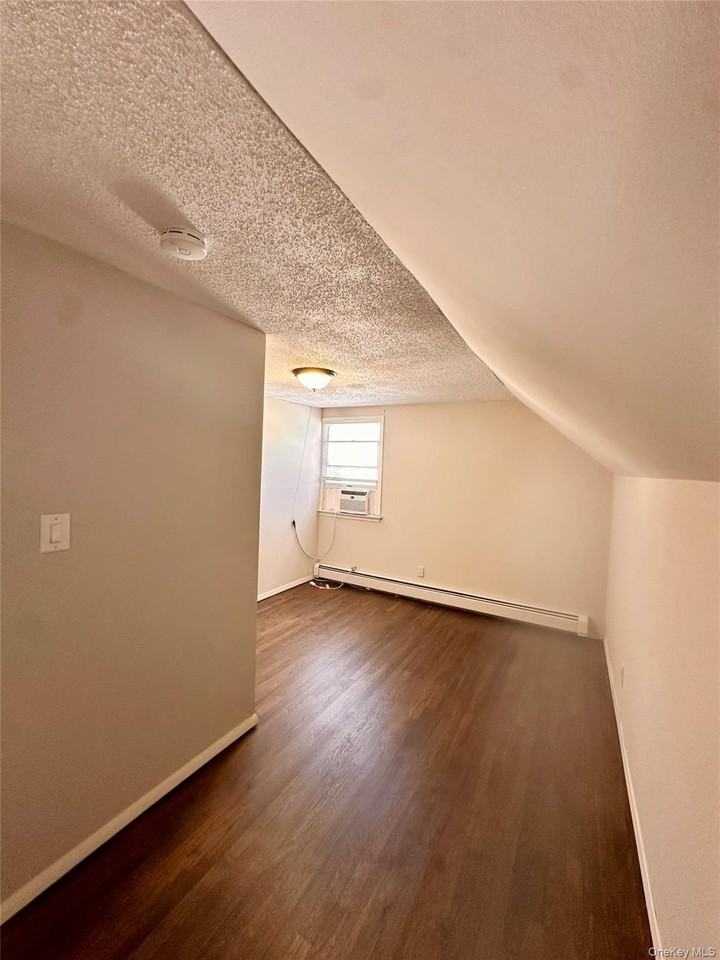 532 Park Ave #2 - Photo 6 of 9