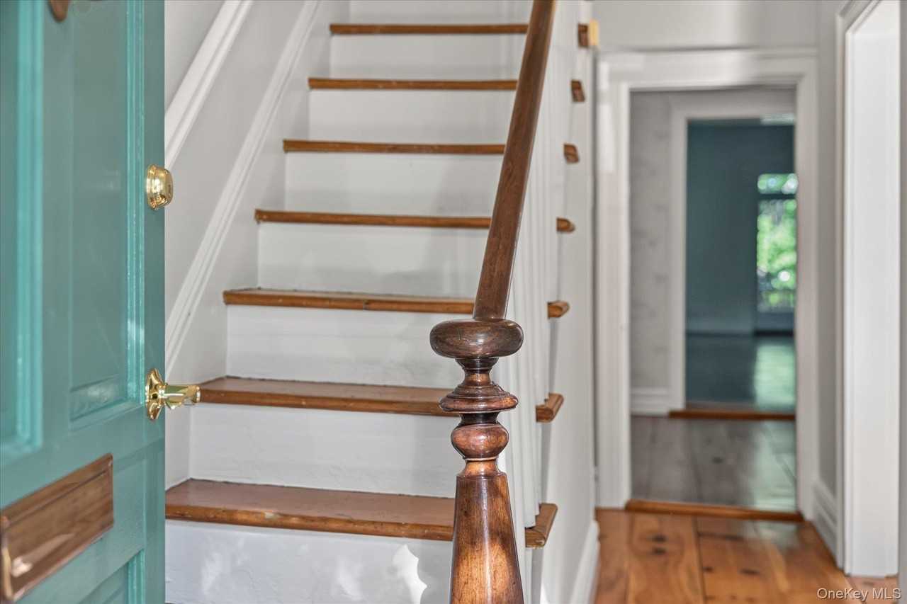 138 Main St - Photo 6 of 49