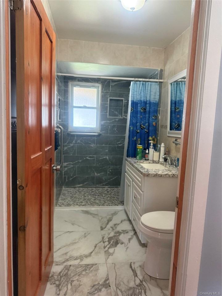 24 Wheeler Ave - Photo 4 of 14