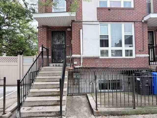 958 Liberty Ave #2ndFL