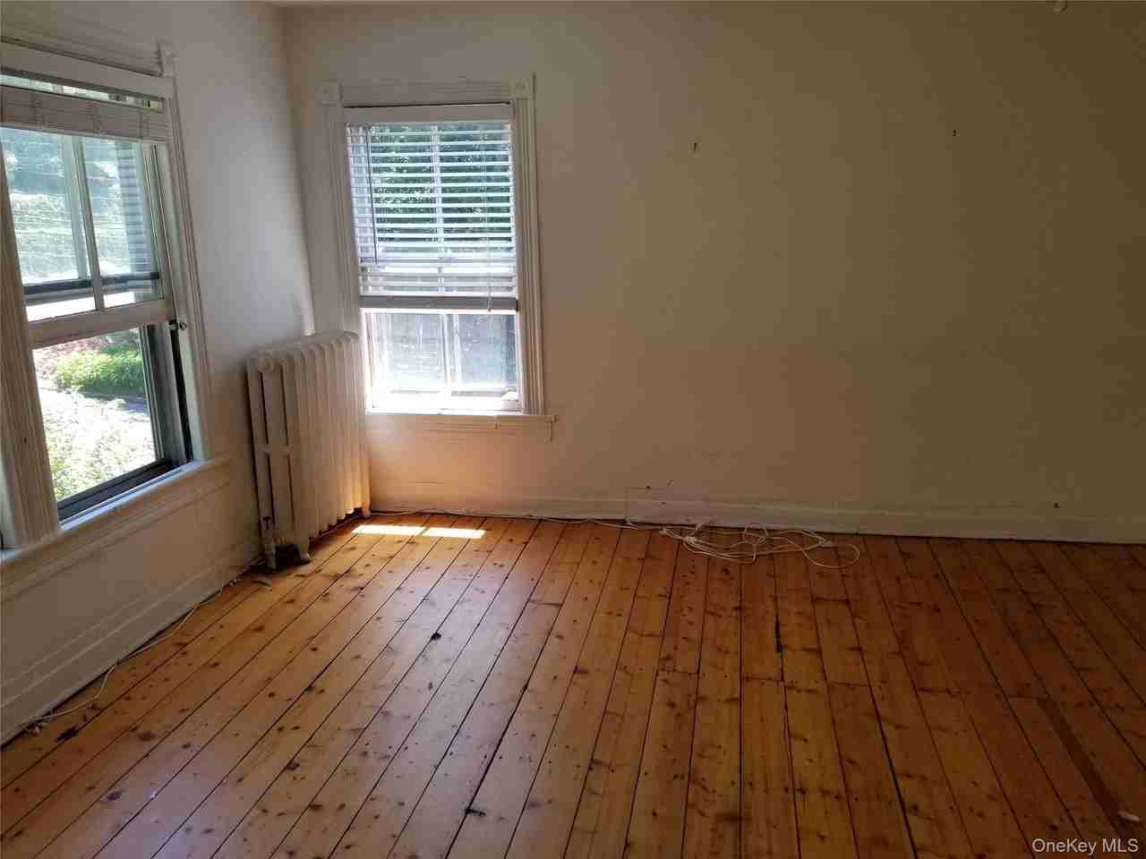 415 Myrtle Ave - Photo 5 of 19