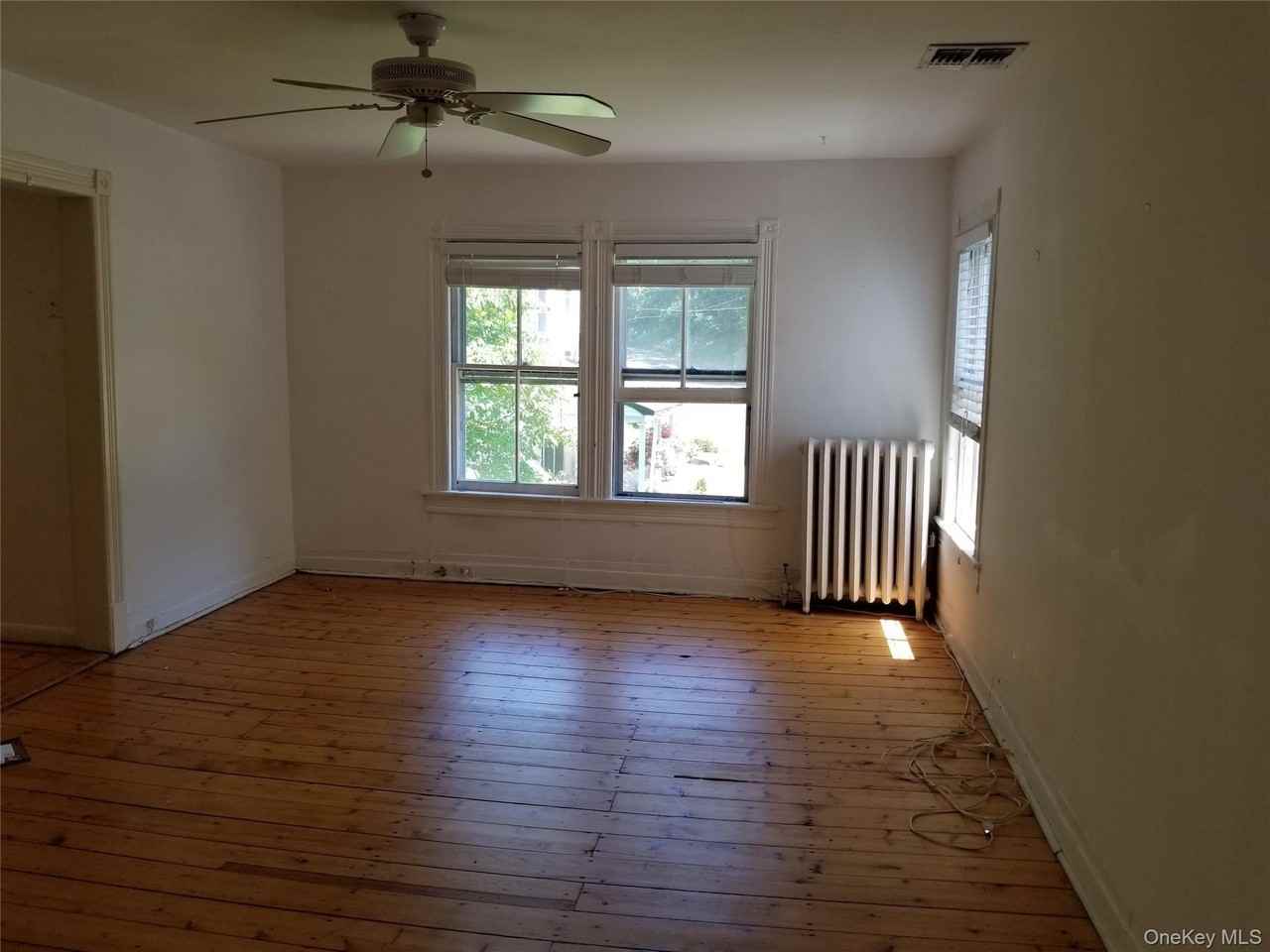 415 Myrtle Ave - Photo 6 of 19