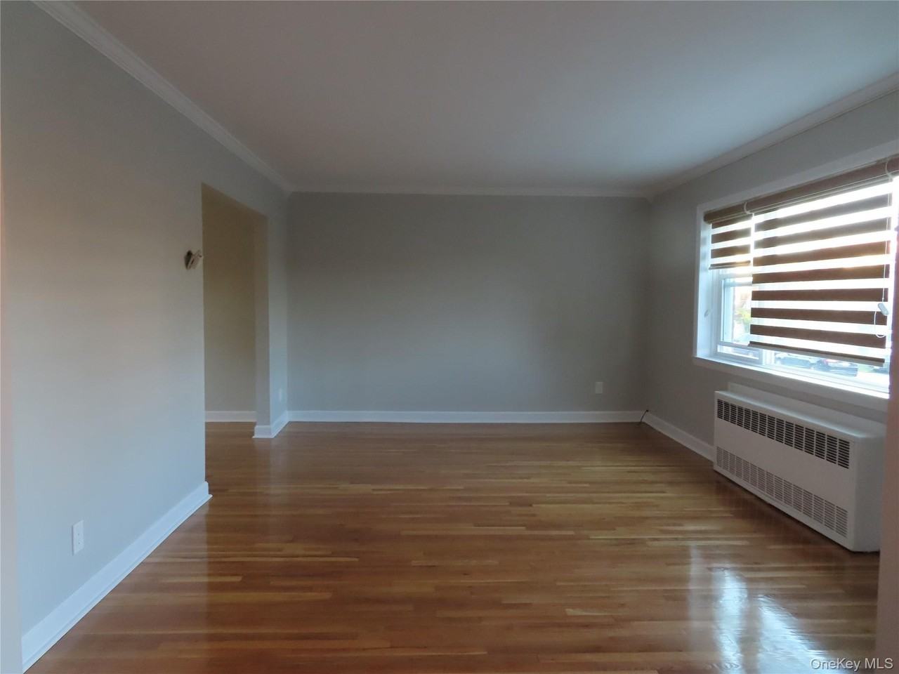 20809 Bardwell Ave - Photo 5 of 13