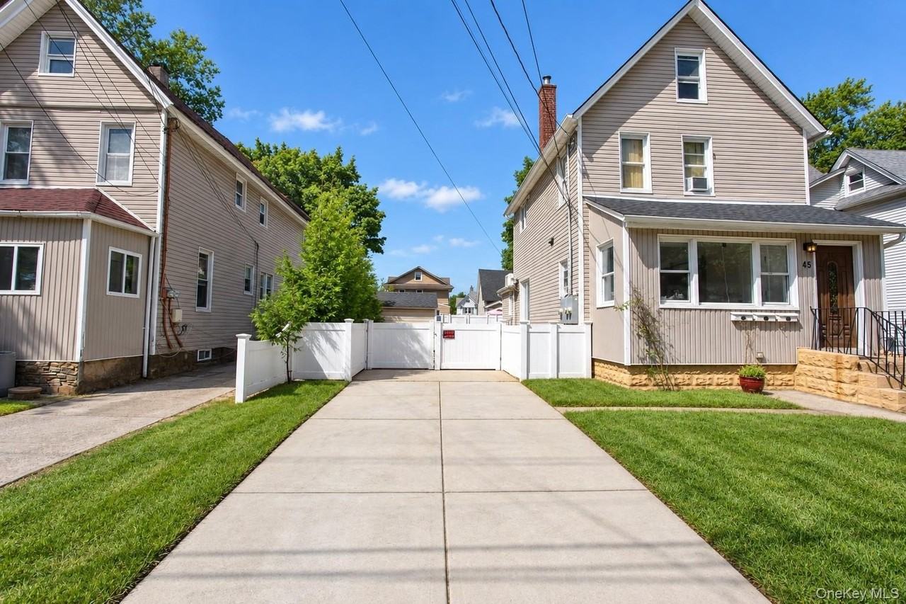 45 Lynbrook Ave #1 - Photo 3 of 24