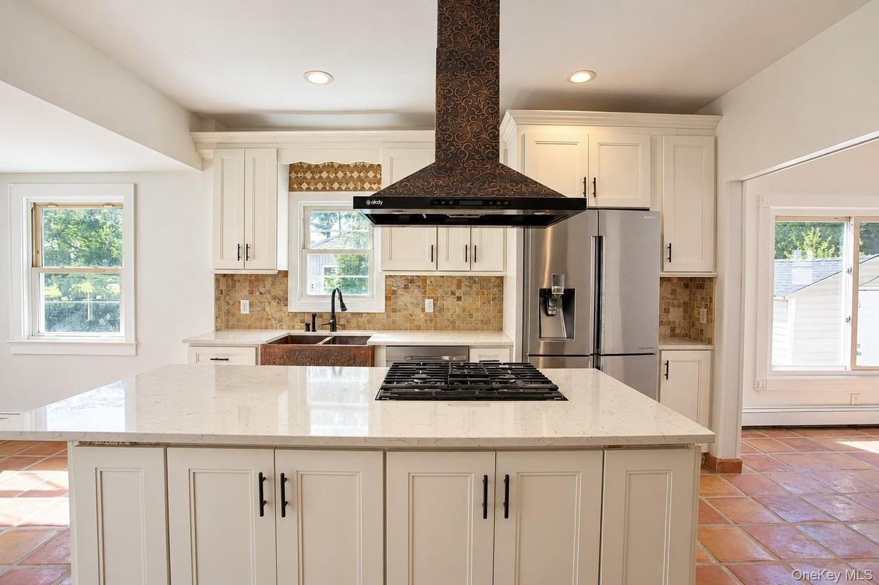 45 Lynbrook Ave #1 - Photo 6 of 24