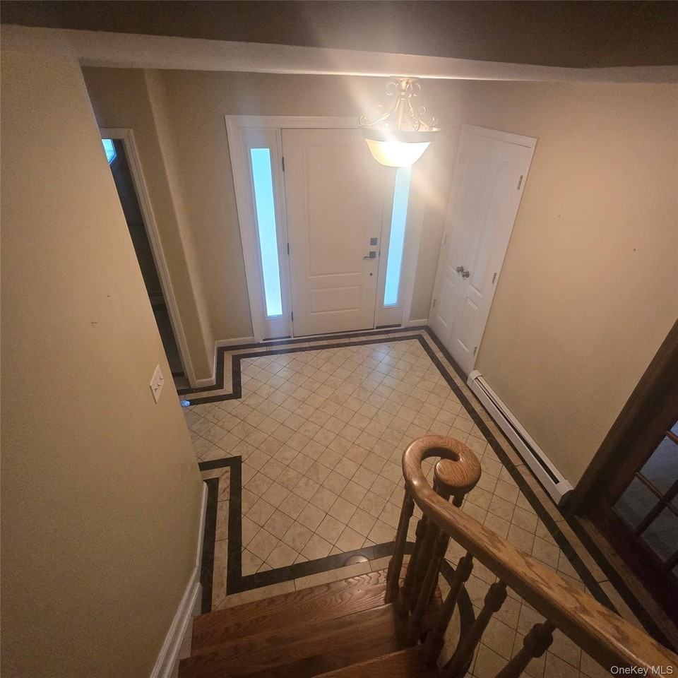 60 Highview Rd - Photo 3 of 12
