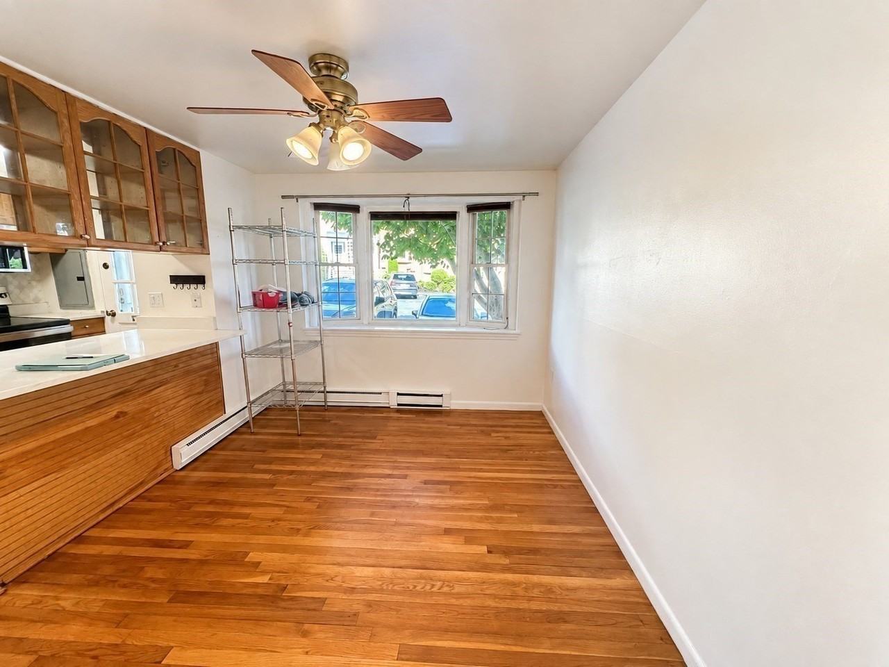 60 Lake St #J - Photo 6 of 28