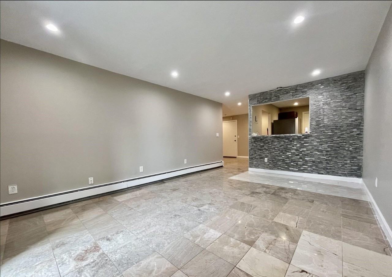 35 Mccoba St #30 - Photo 6 of 16