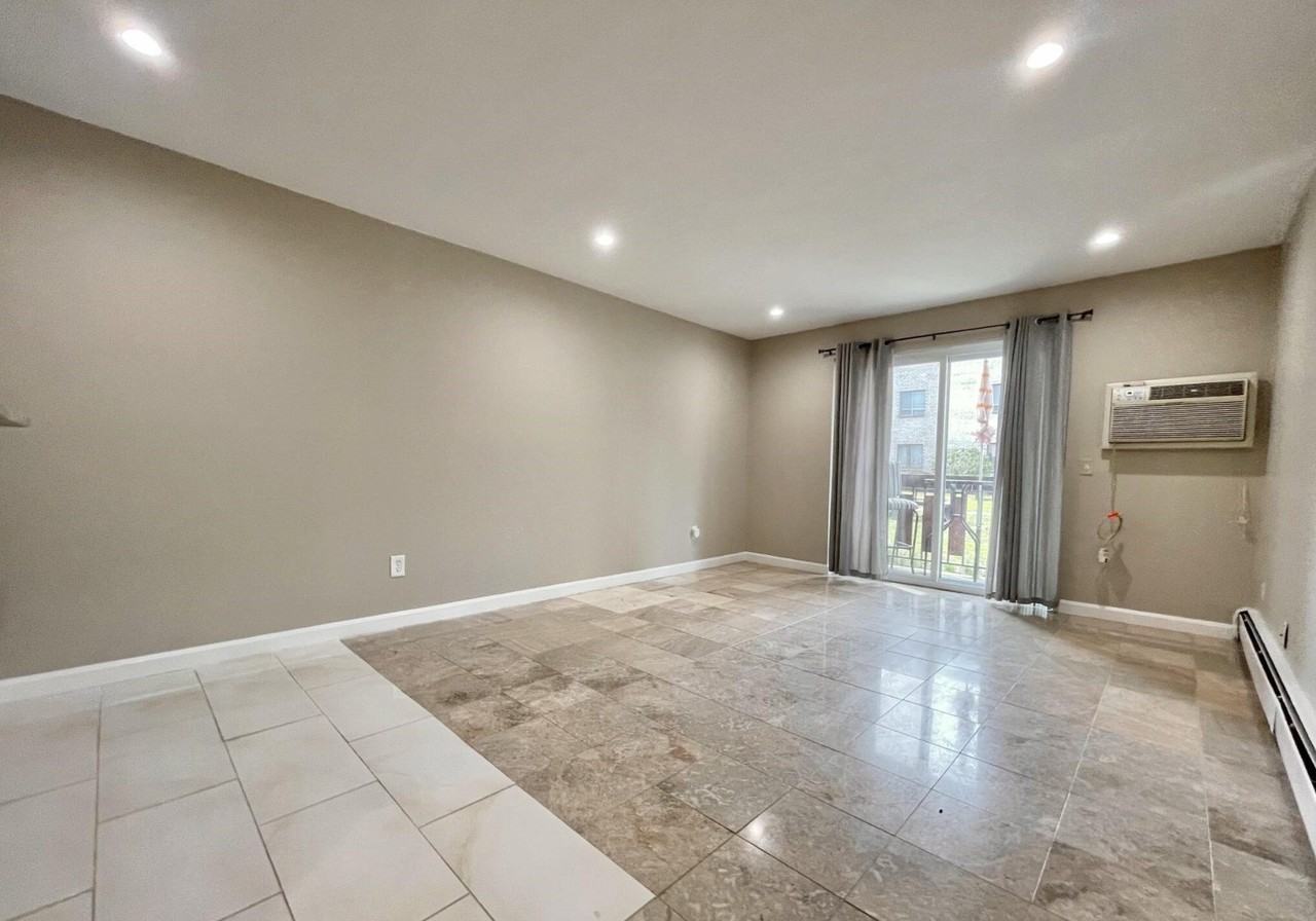 35 Mccoba St #30 - Photo 7 of 16