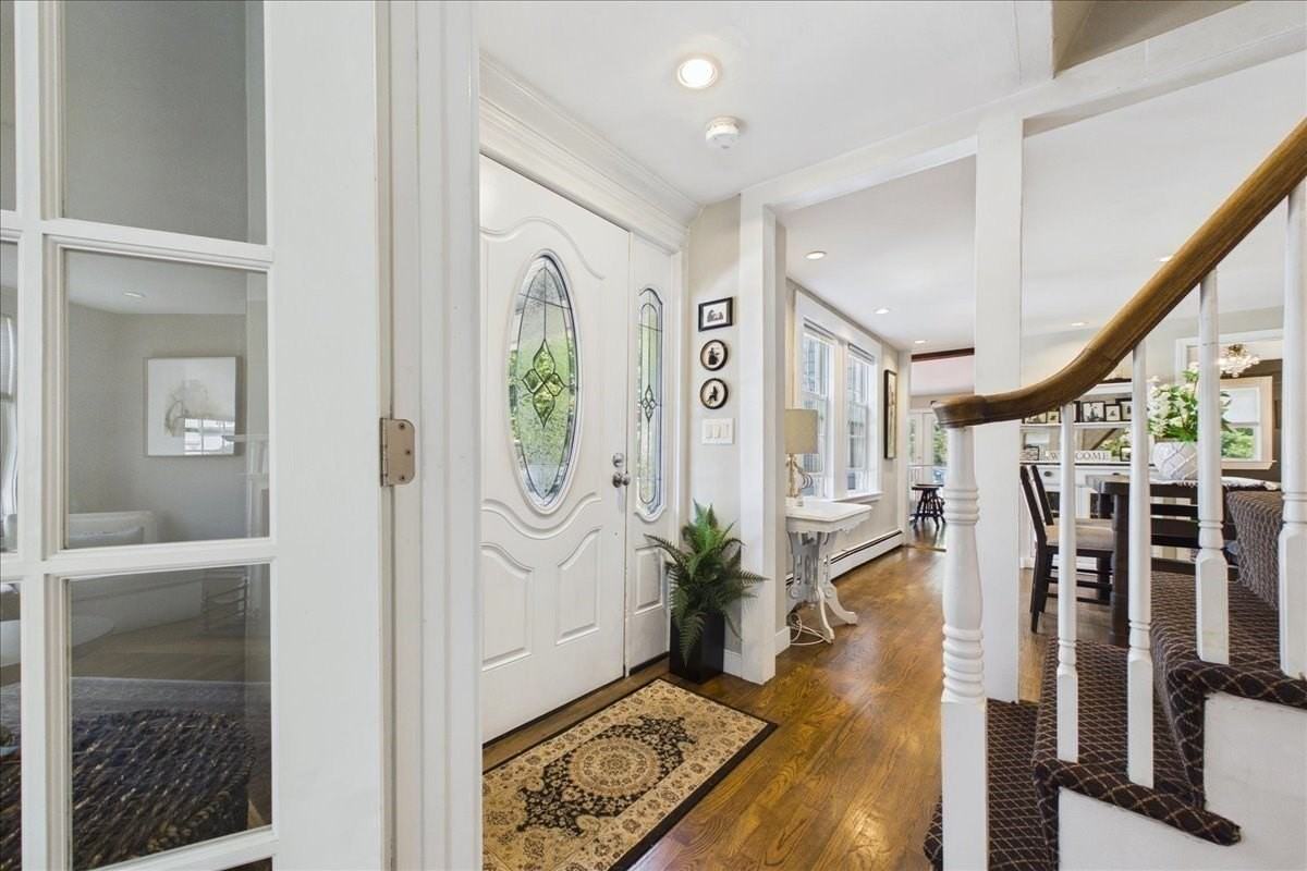 74 Park Ave W #74 - Photo 2 of 16