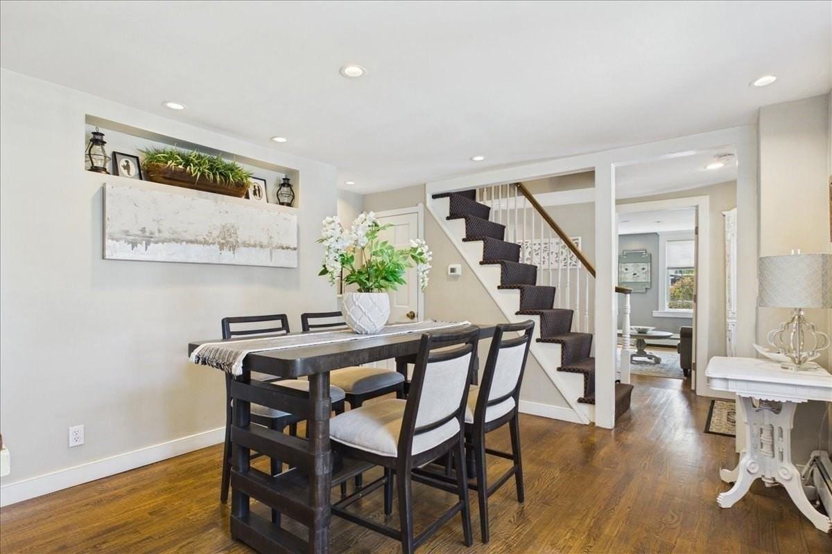 74 Park Ave W #74 - Photo 7 of 16