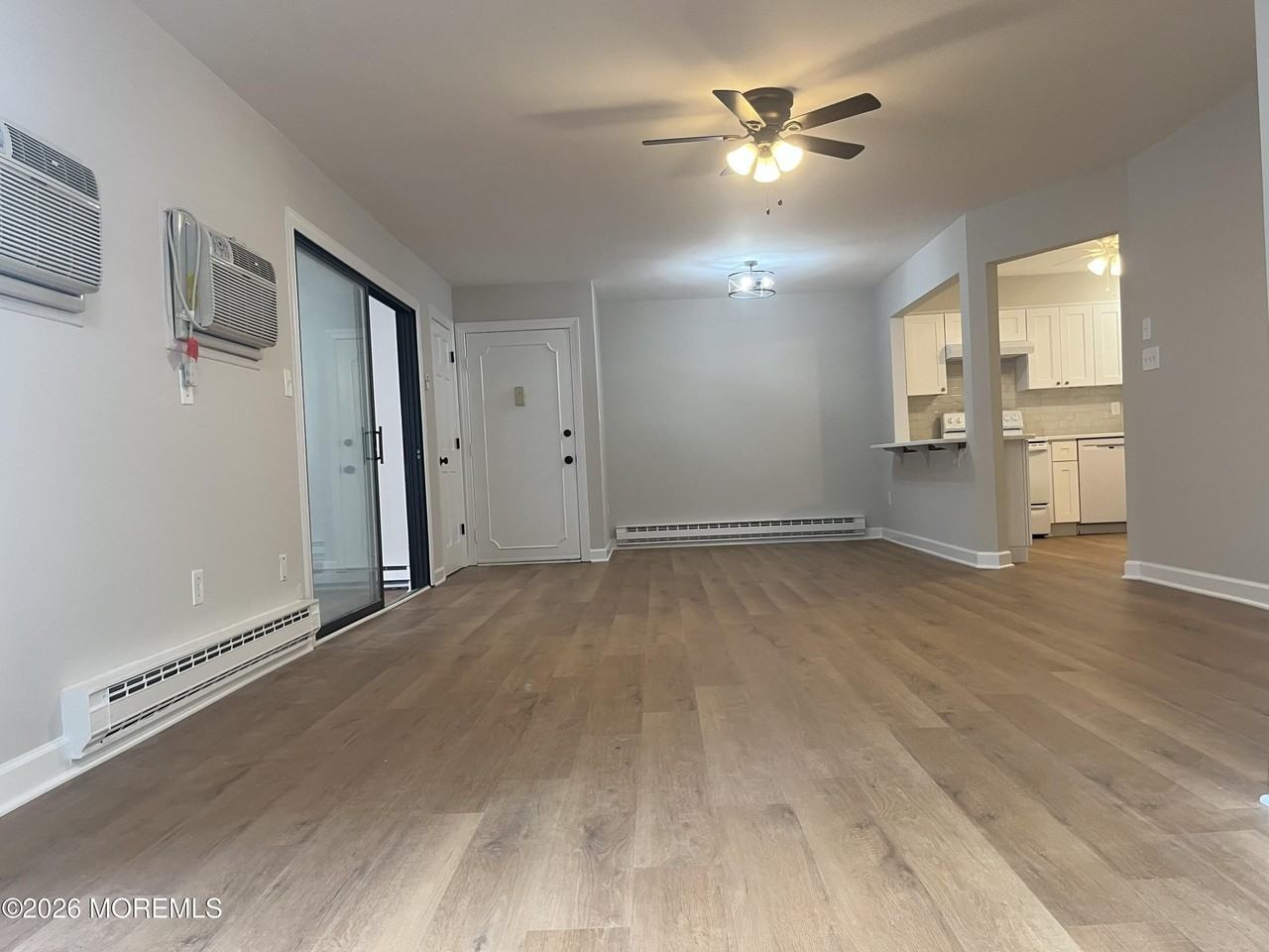 18 Lexington Ct - Photo 5 of 50