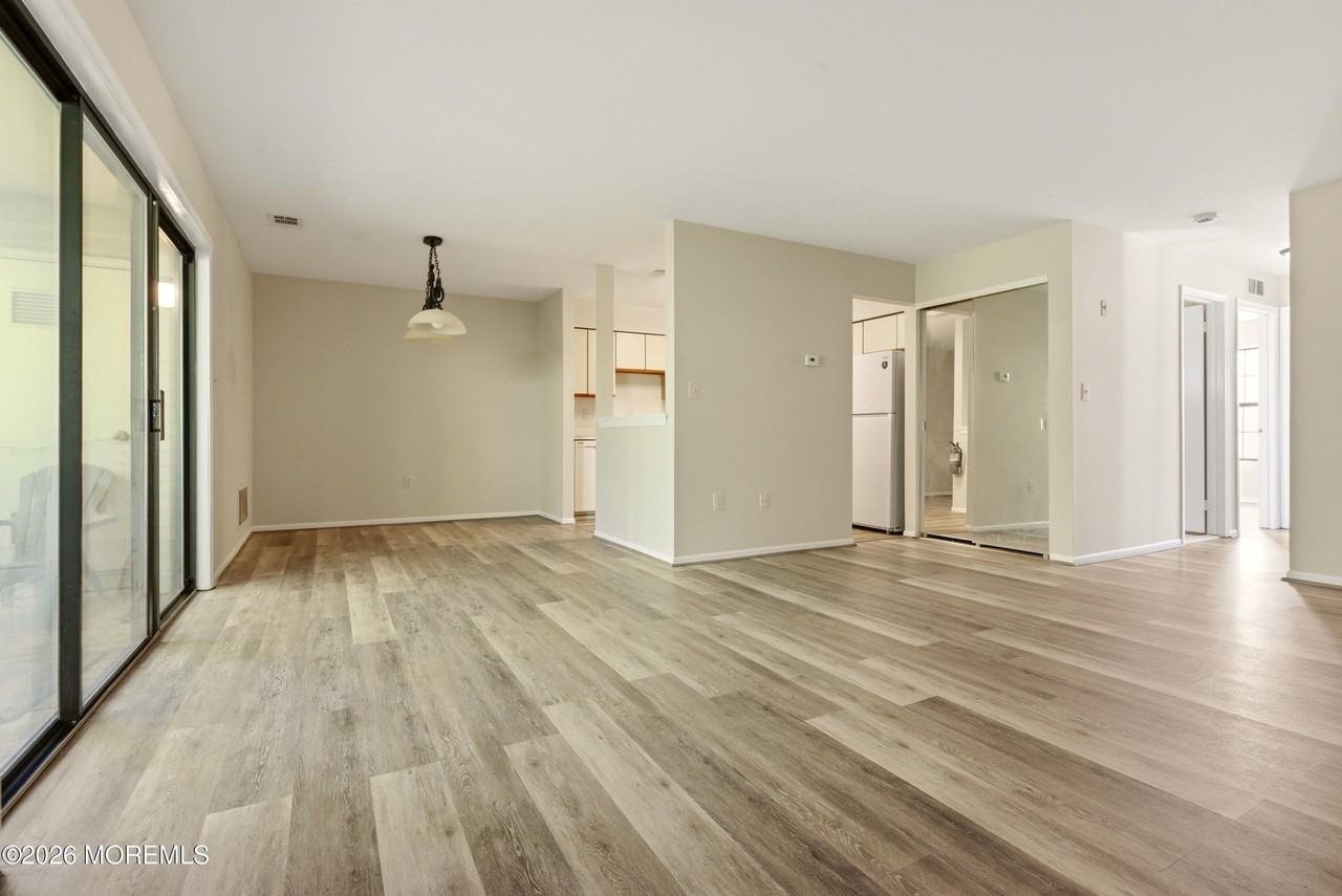 3 Eastwick Ct - Photo 5 of 21