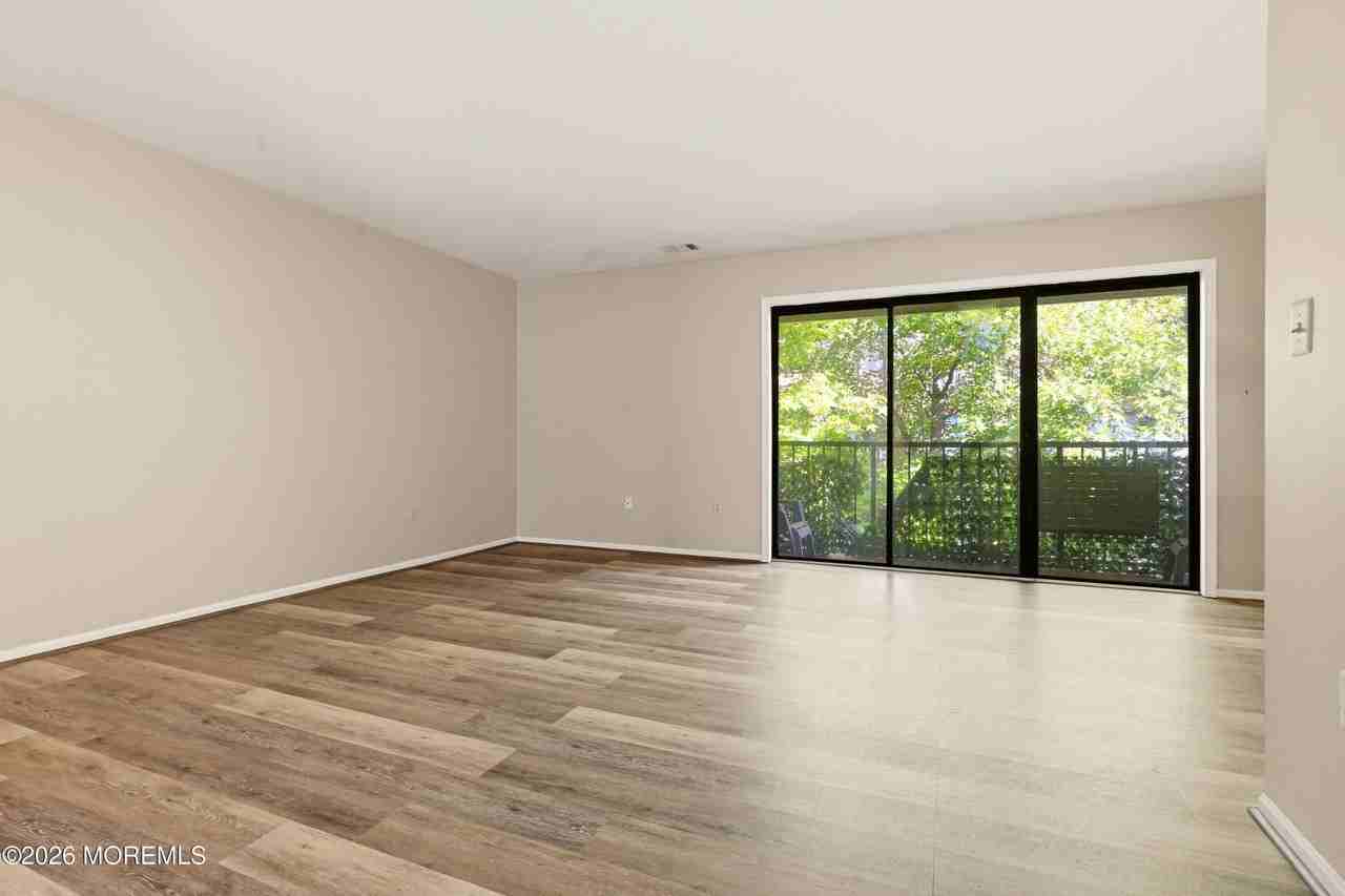 3 Eastwick Ct - Photo 6 of 21