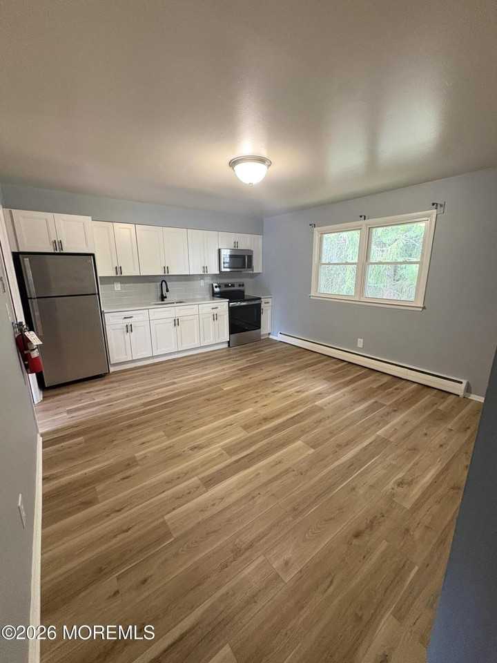 55 Terrace Ave #19B - Photo 4 of 9