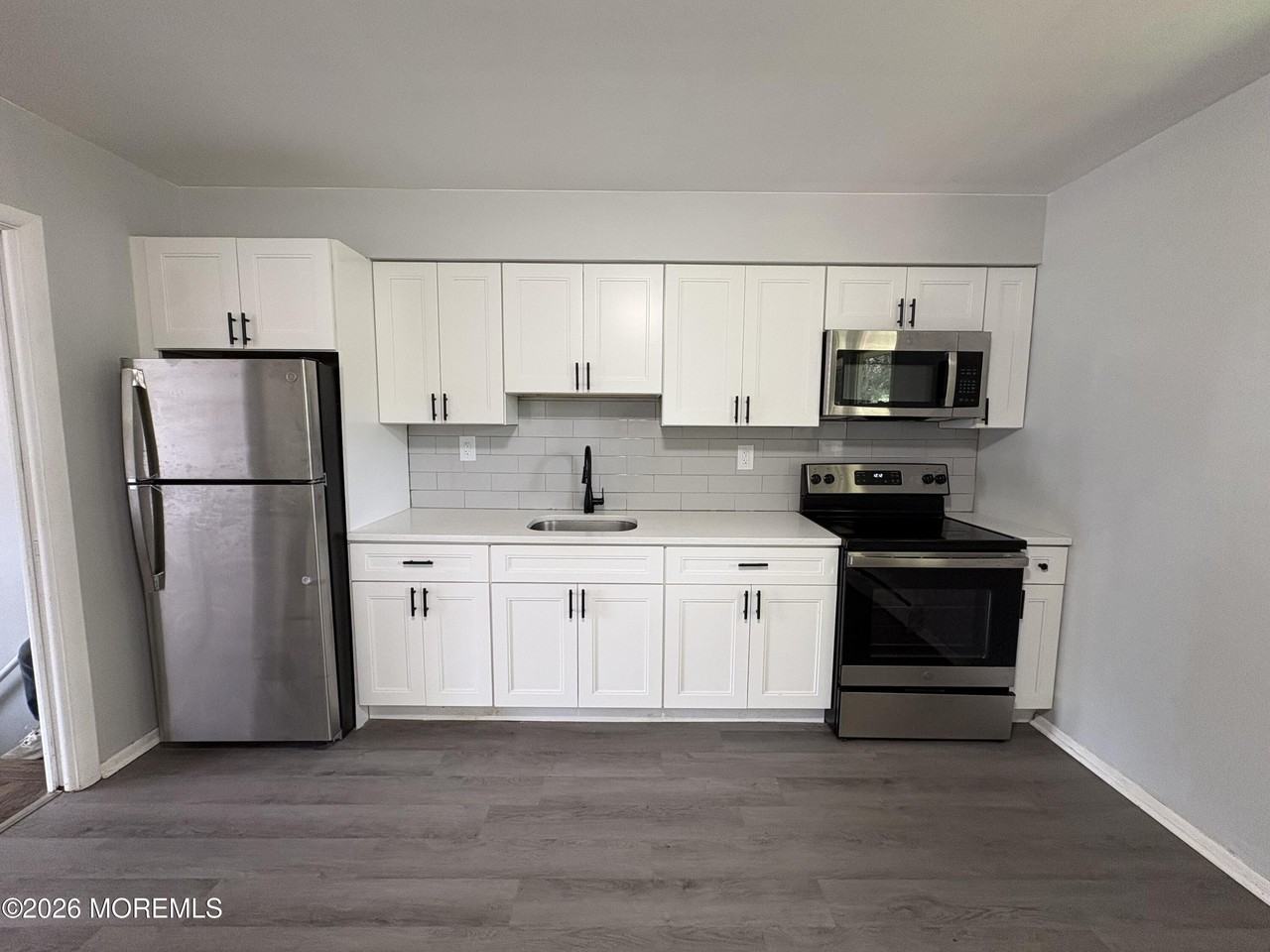 55 Terrace Ave #6B - Photo 3 of 9