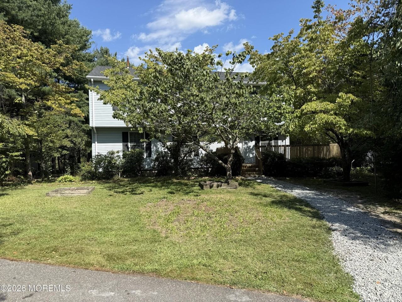 896 Anderson Rd - Photo 3 of 50