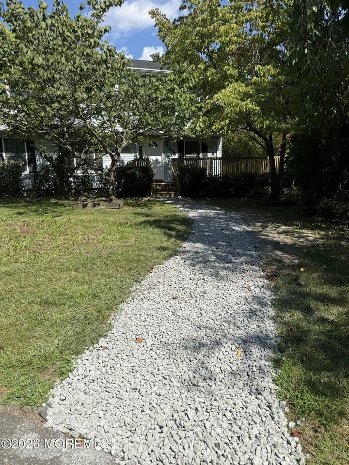 896 Anderson Rd - Photo 4 of 50
