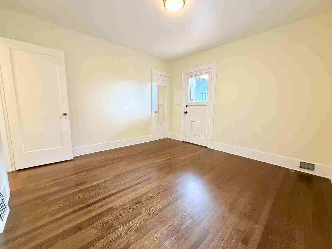 307 Nw 74th St - Photo 6 of 26