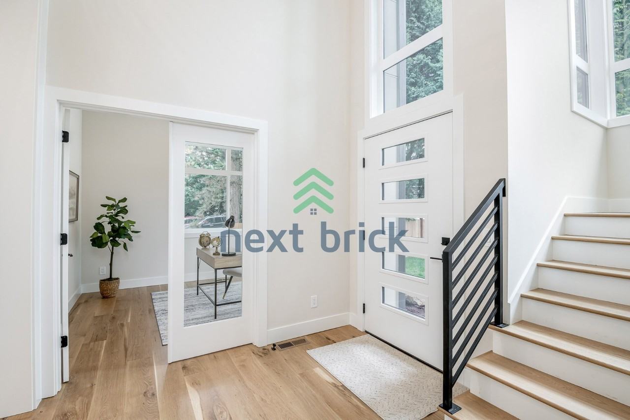 12648 Ne 80th St - Photo 4 of 40