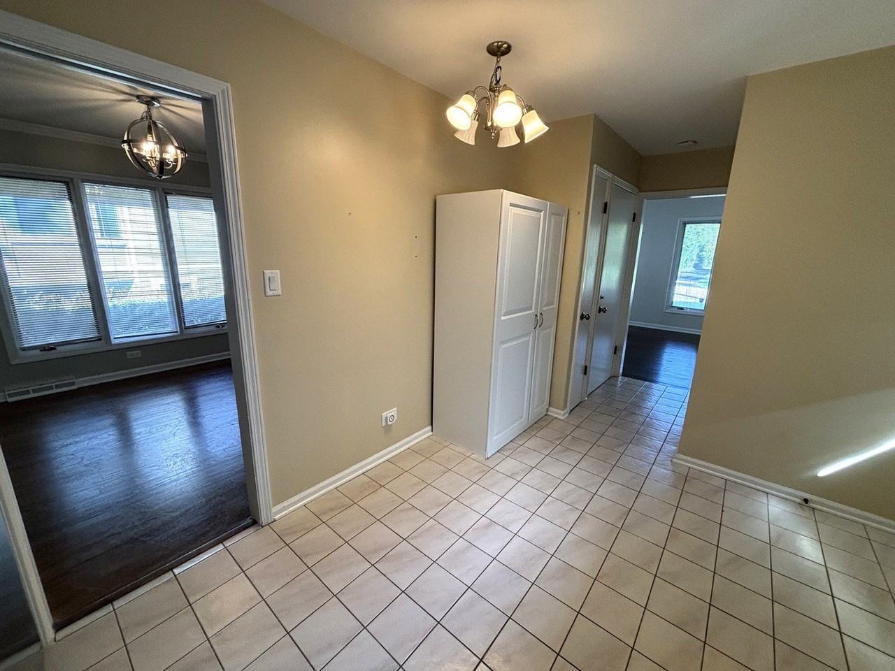 333 Scott St - Photo 7 of 24