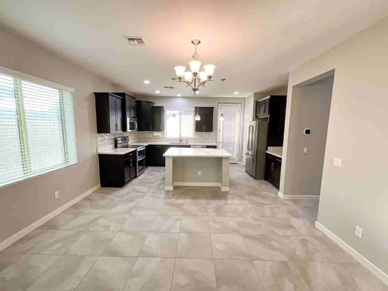 1844 S Racine Ln - Photo 6 of 20