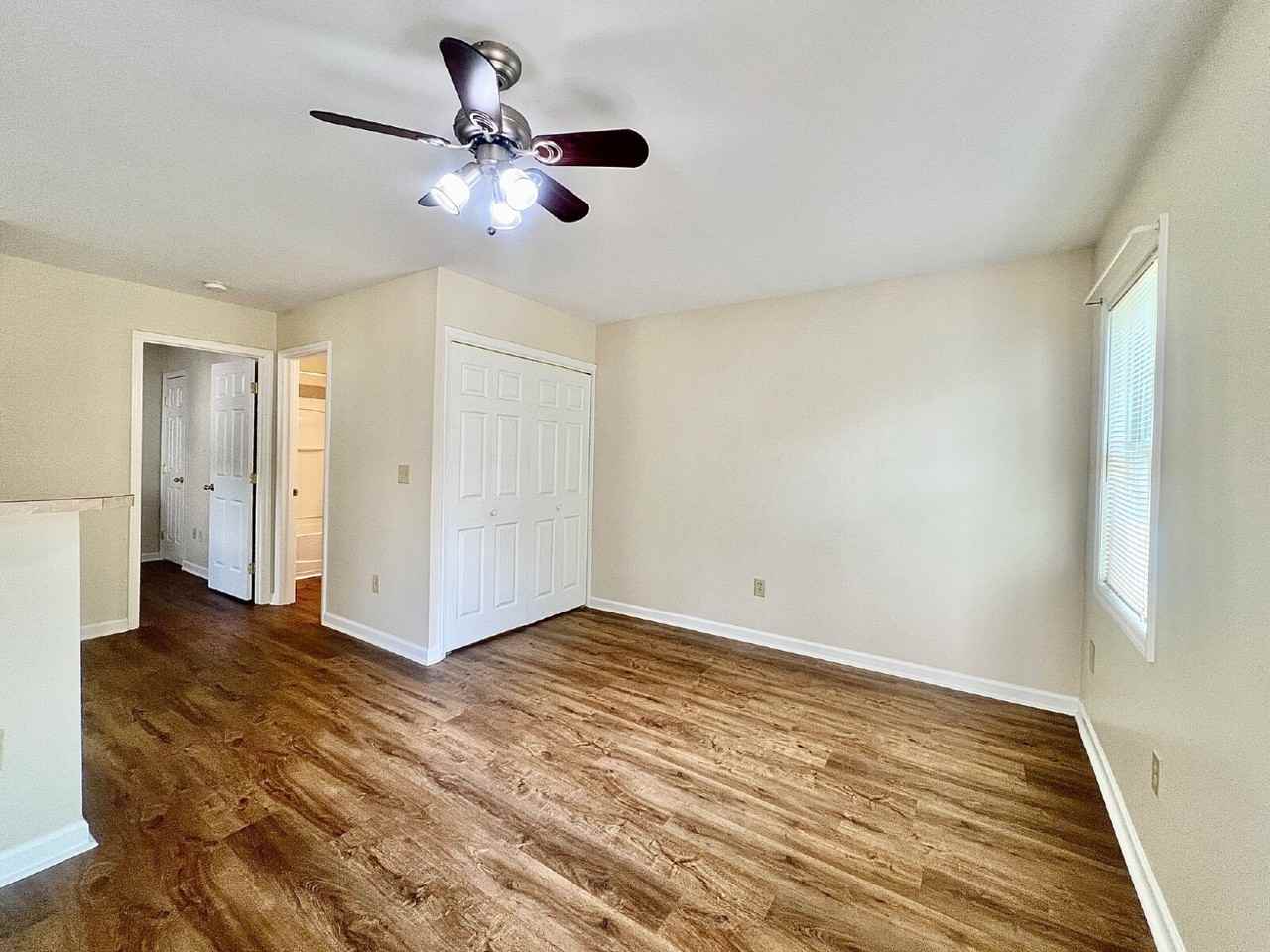 127 5th St - Photo 2 of 12