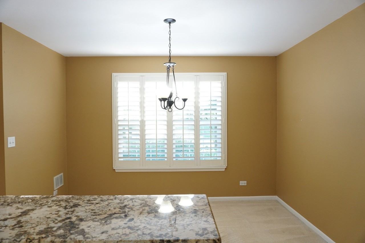 172 Crescent Ln - Photo 6 of 22